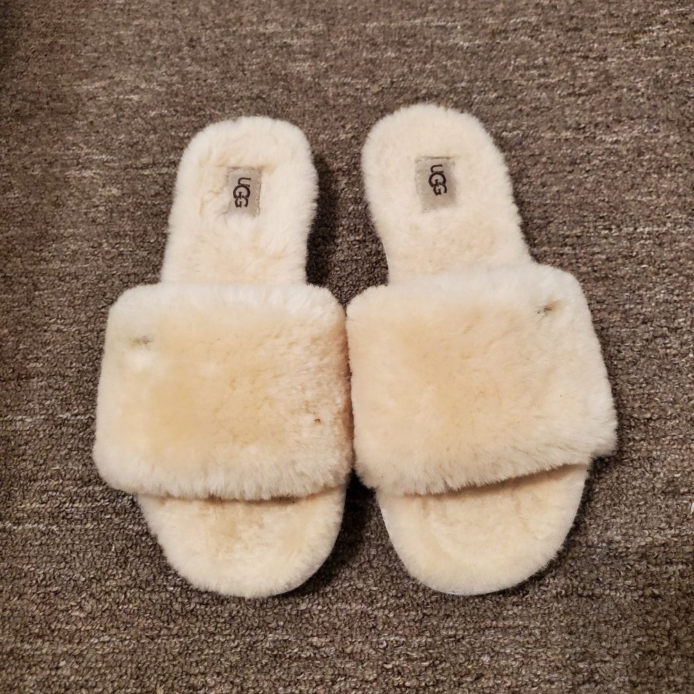 Women's UGG Cozette Shoe size 6